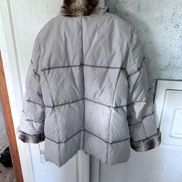 Hilary Radley Down Jacket - Picture 2 of 4